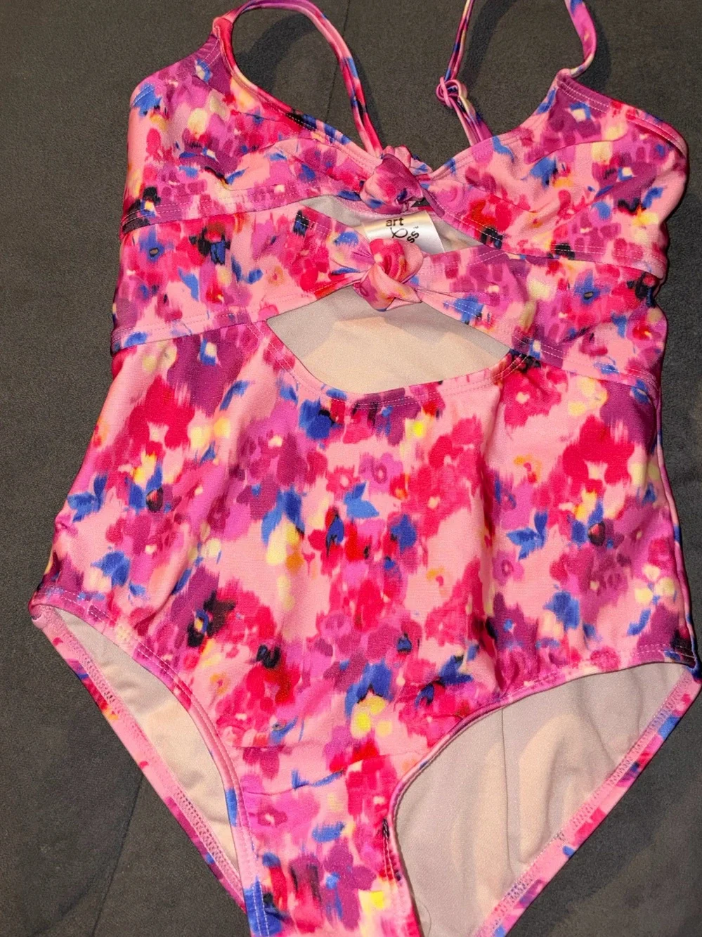 art class bright pink